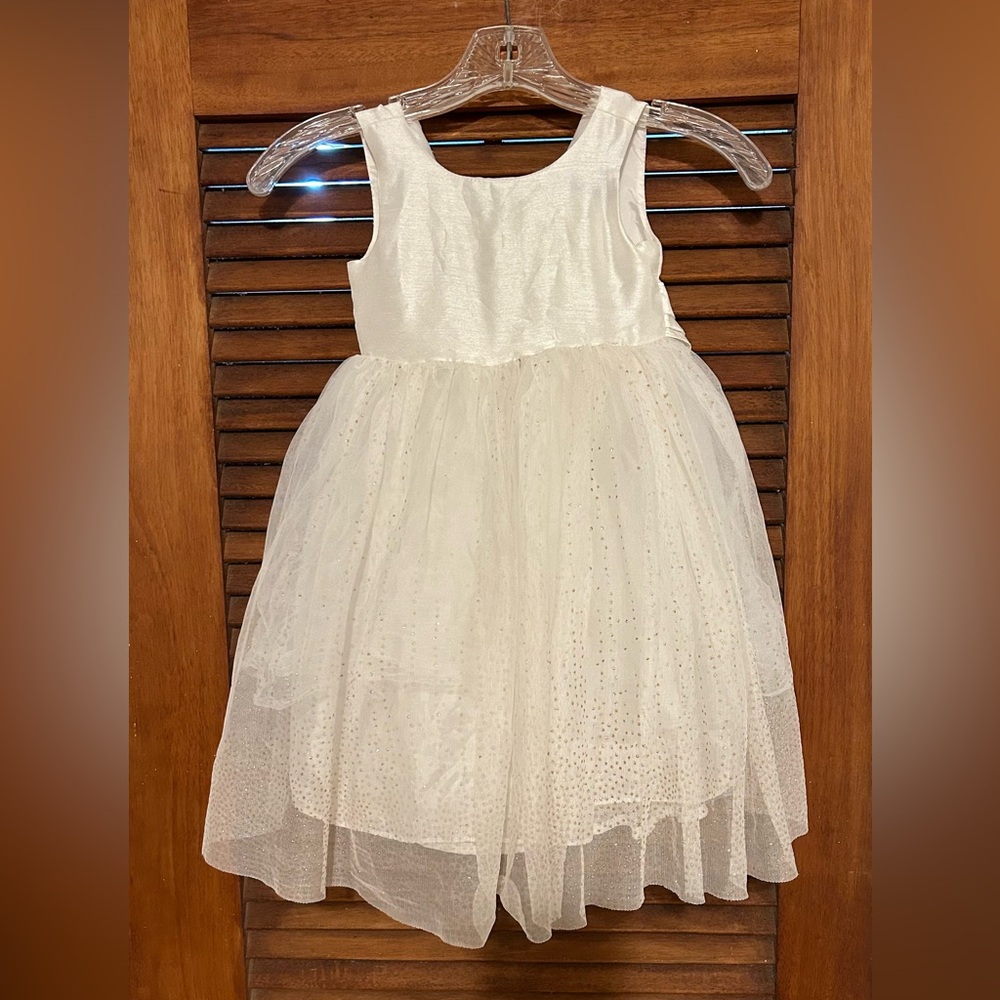 SPECIAL EDITIONS Girl’s Wedding / Flower Girl Dress with Gold Shimmer Size 3T